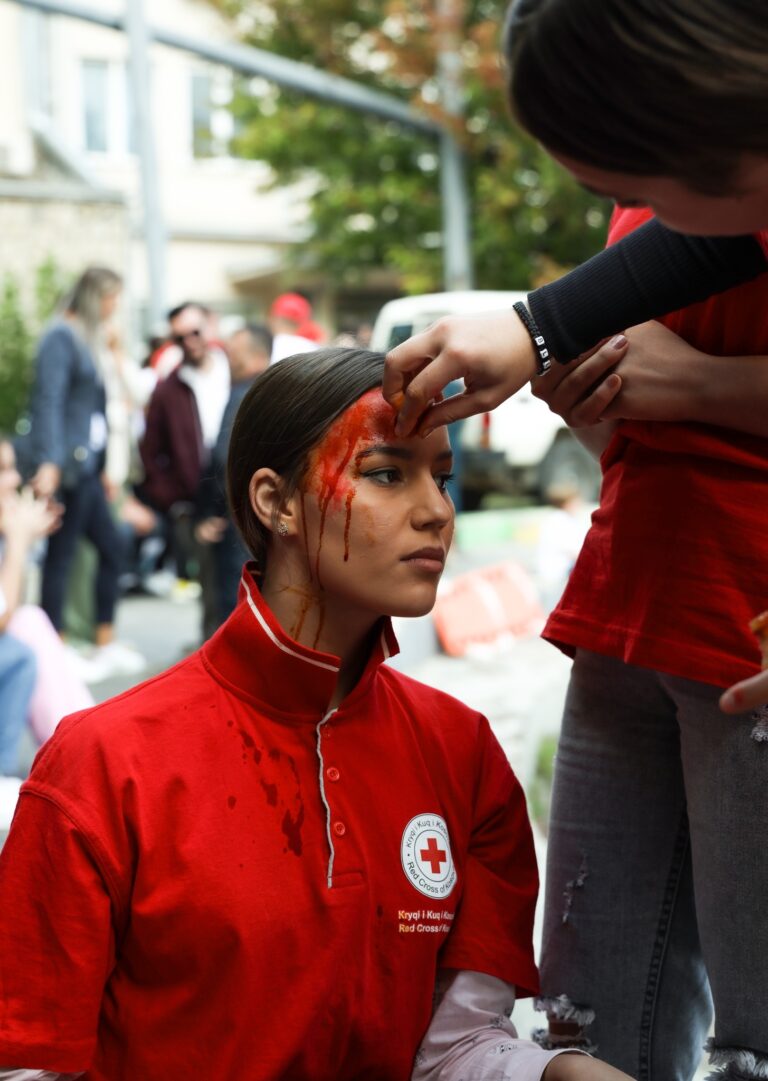 Me rastin e Ditës Ndërkombëtare të dhënies së Ndihmës së Parë Kryqi i Kuq i Kosovës organizoi Garat e Ndihmës së Parë.